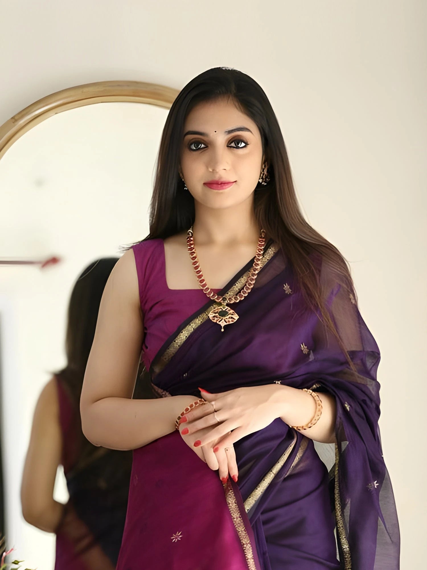 Naachiyar Cotton Saree for women featuring elegant traditional South Indian design in soft lightweight breathable cotton fabric suitable for daily wear and festive occasions