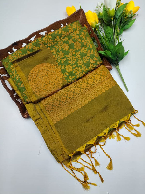 Pugazhini saree