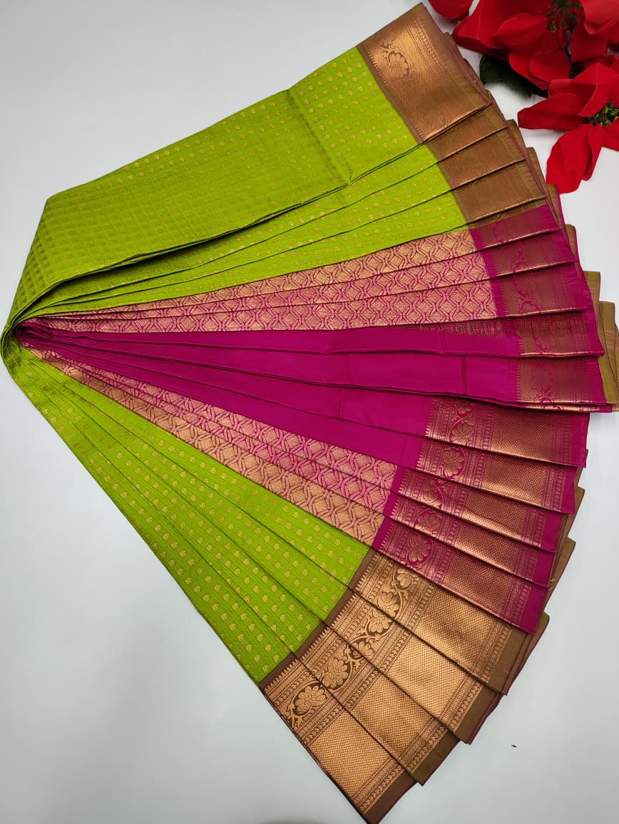 Diya Saree (1000 Putta Saree) DY26