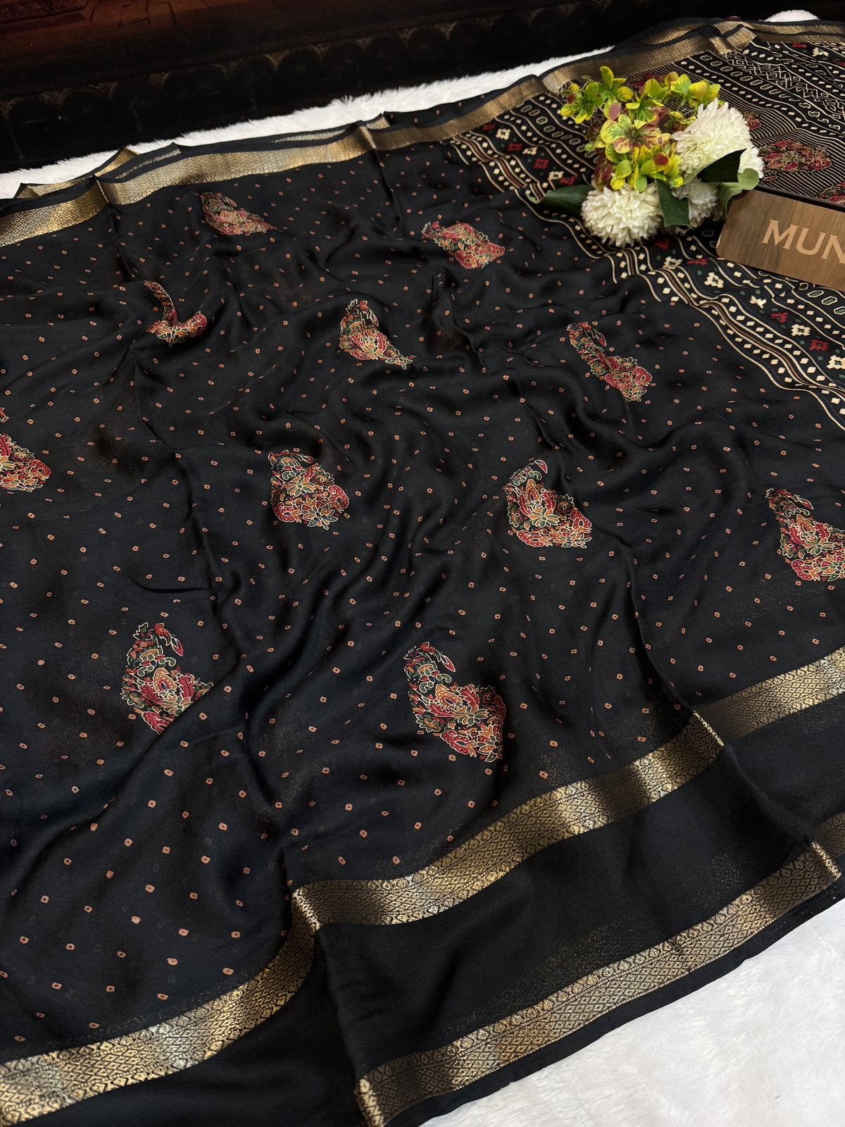 Love Today Fancy Saree with | Elegant Zari Work| LY04