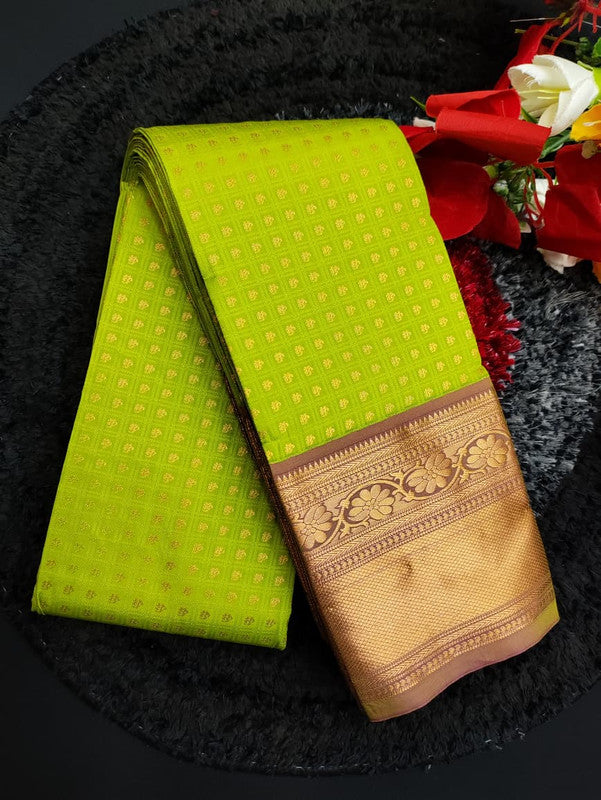 Diya Saree (1000 Putta Saree) DY05