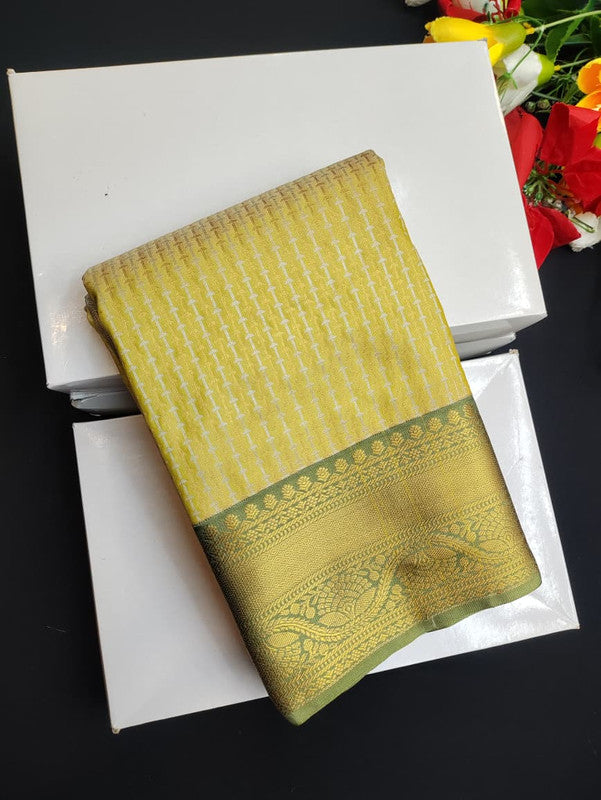Pavazha Malli Semi Silk P124