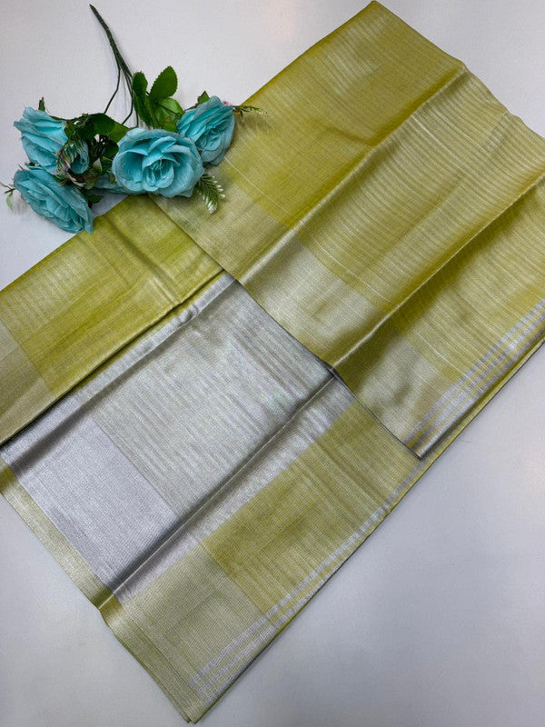 Yazhisai Saree (12C) YZ115