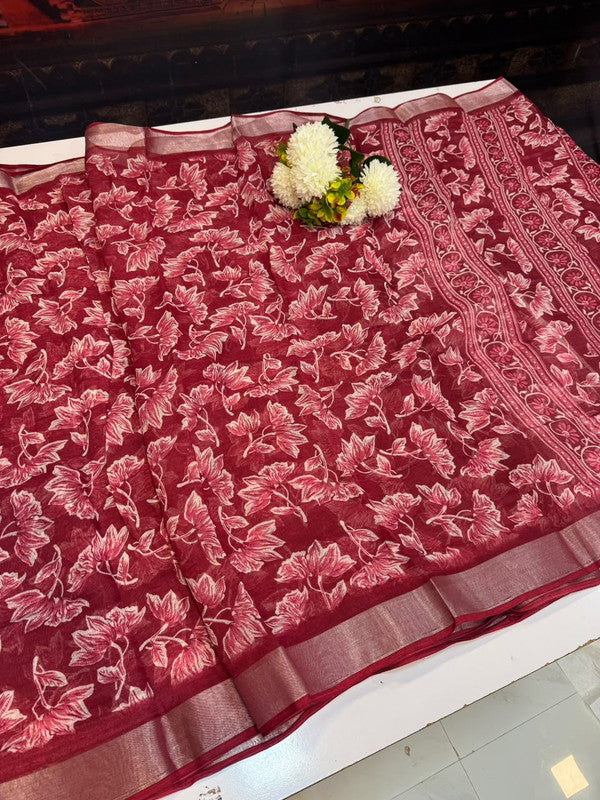 Club Linen Printed Saree in premium linen fabric for festive wear