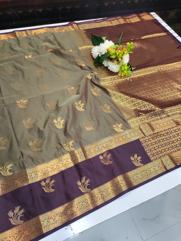 Artificial Naar Pattu Zari Saree with Contrast Blouse for Wedding Wear