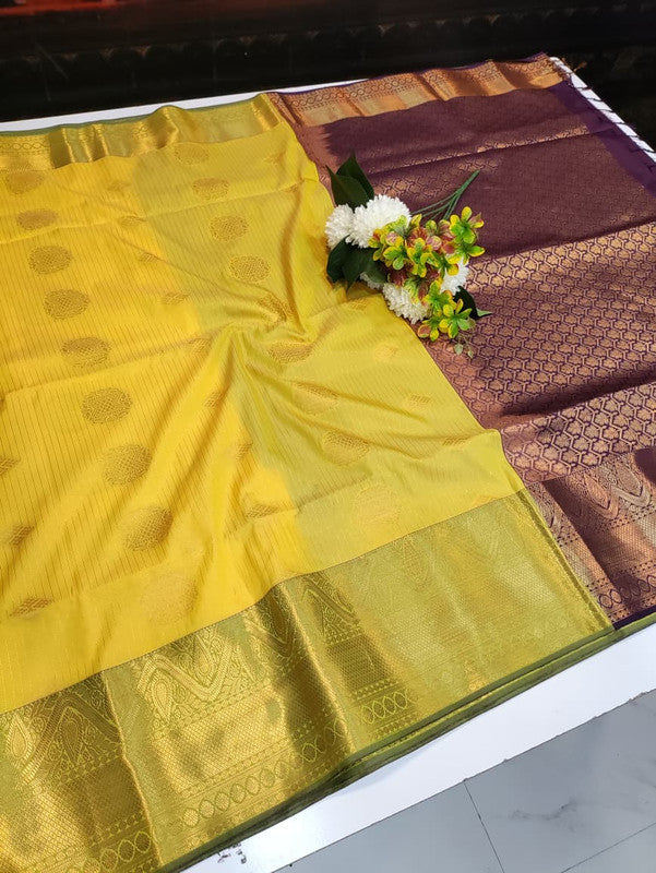 Artificial Naar Pattu Zari Saree with Contrast Blouse for Wedding Wear
