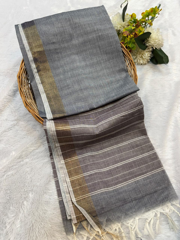 Dorothy cotton saree with zari and plain design