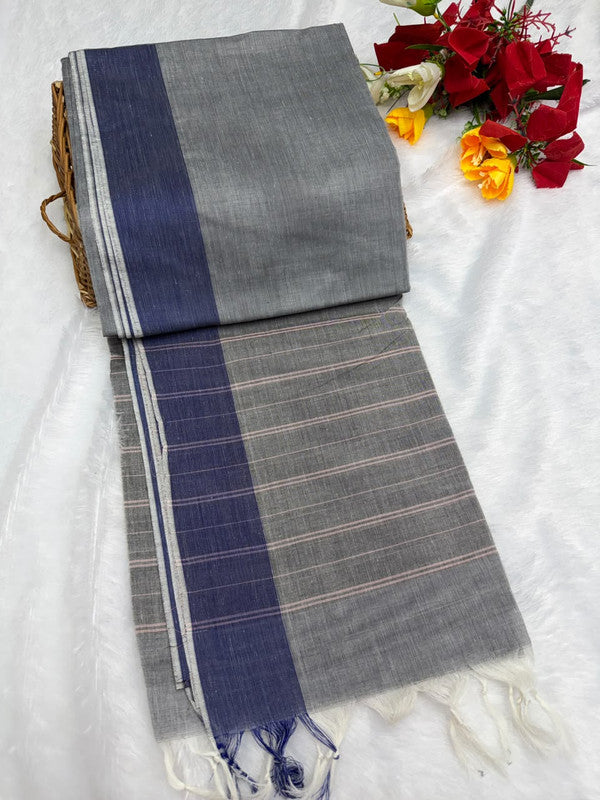 Dorothy cotton saree with zari and plain design