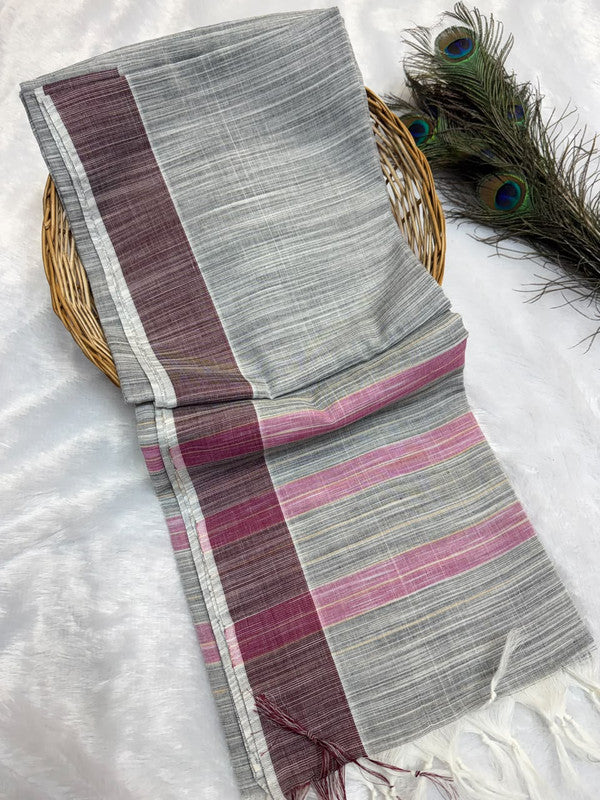 Dorothy cotton saree with zari and plain design
