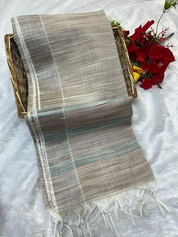 Dorothy cotton saree with zari and plain design