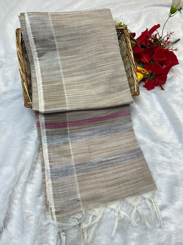 Dorothy cotton saree with zari and plain design