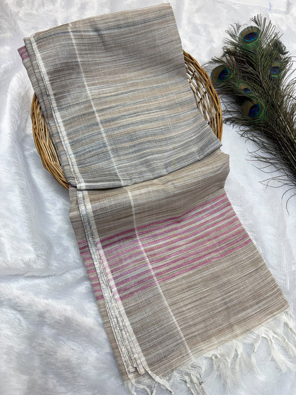 Dorothy cotton saree with zari and plain design