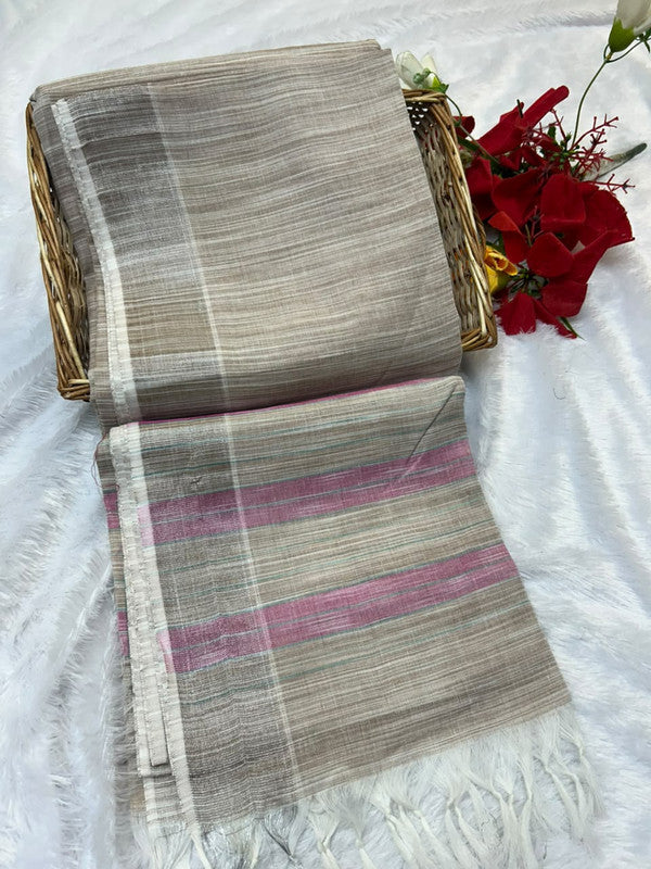 Dorothy cotton saree with zari and plain design