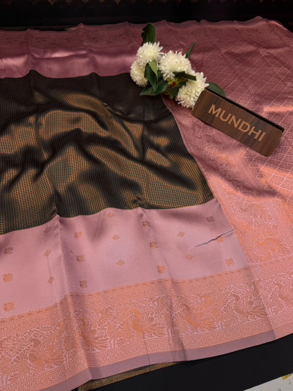 Centre Checked Pavishna Saree in soft silk type fabric with elegant zari work
