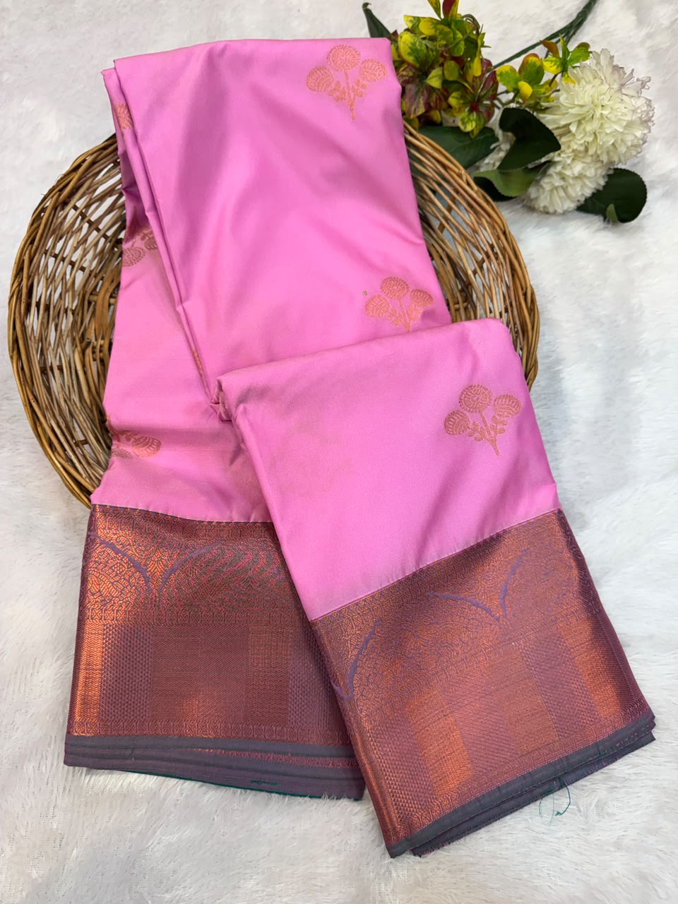 Offer Mild Damage Soft Silk Saree with Zari Work| MSS120
