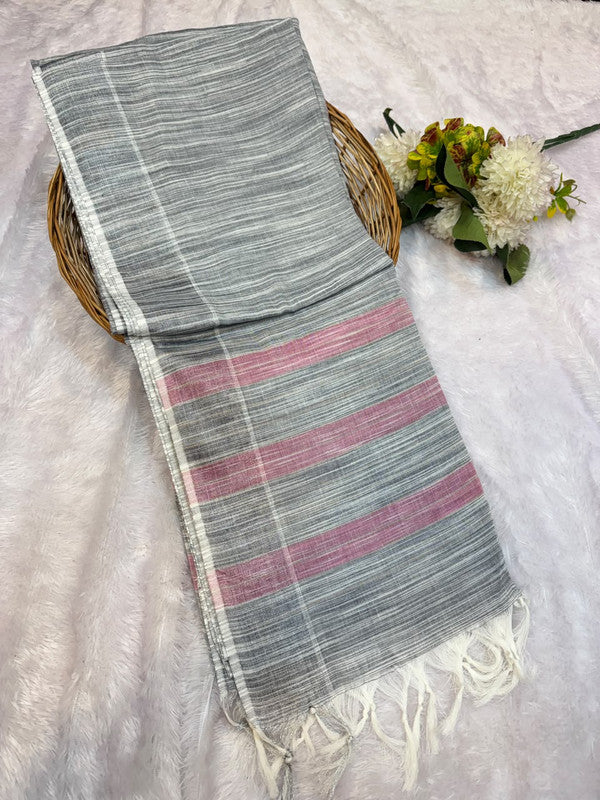Dorothy cotton saree with zari and plain design