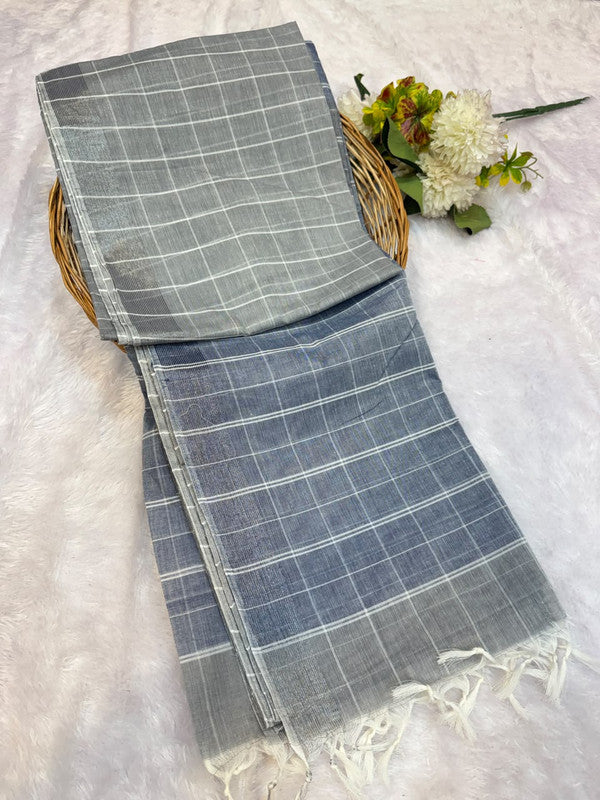 Dorothy cotton saree with zari and plain design