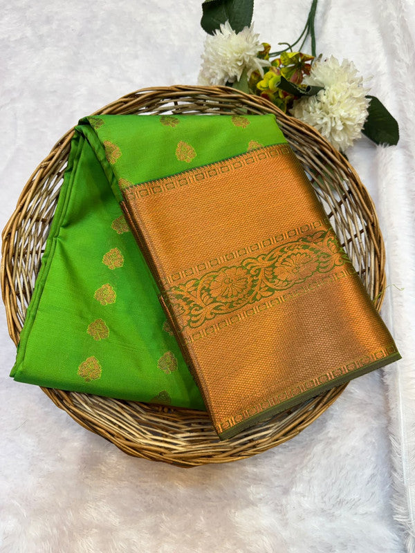 Mild Damage Vennila semi silk saree with traditional zari design