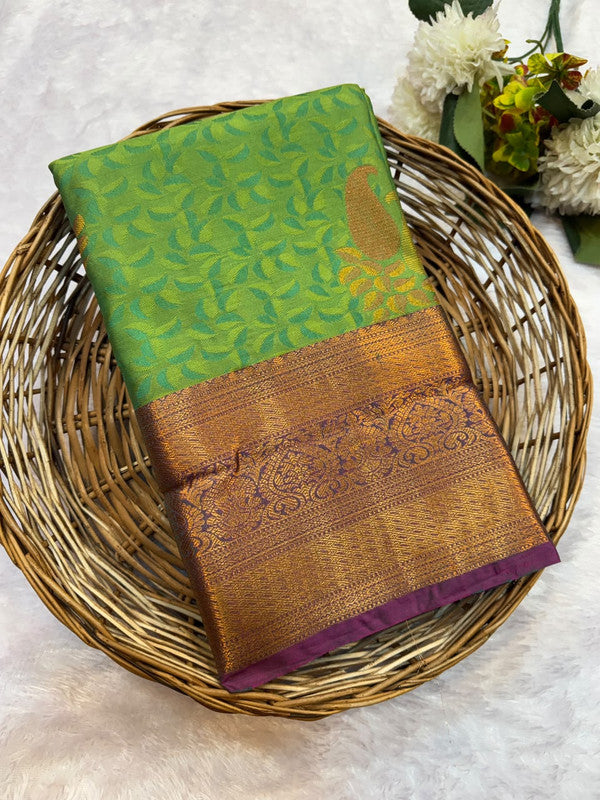 Mild Damage Vennila semi silk saree with traditional zari design