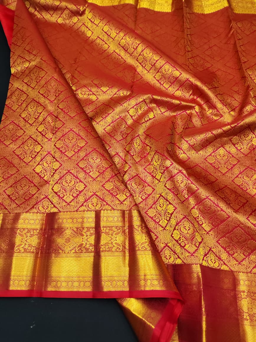 Avanthika Pure Pattu Silk E49