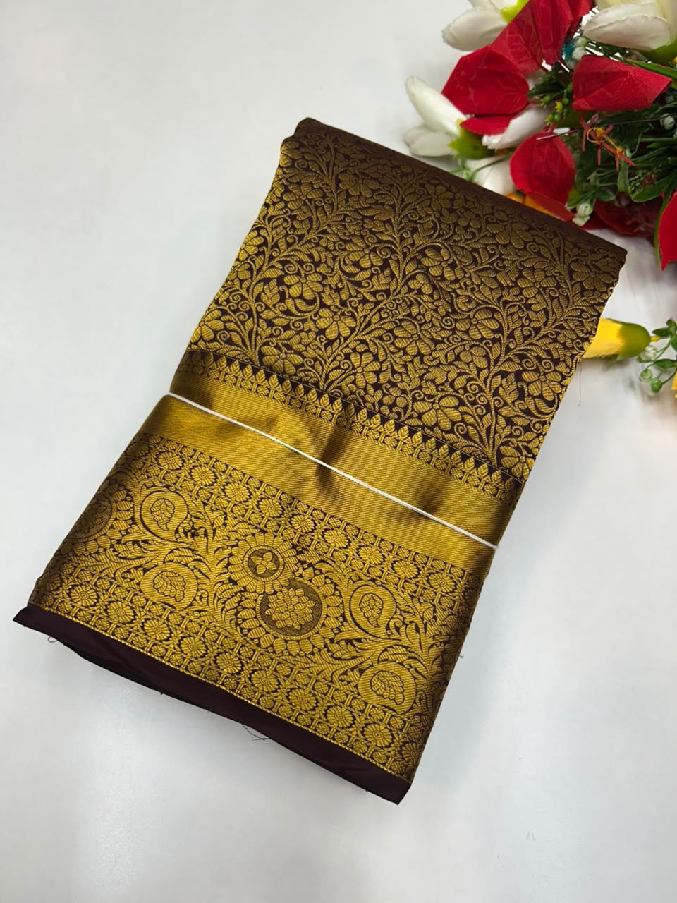 Jaanaki Pure Pattu Silk E56