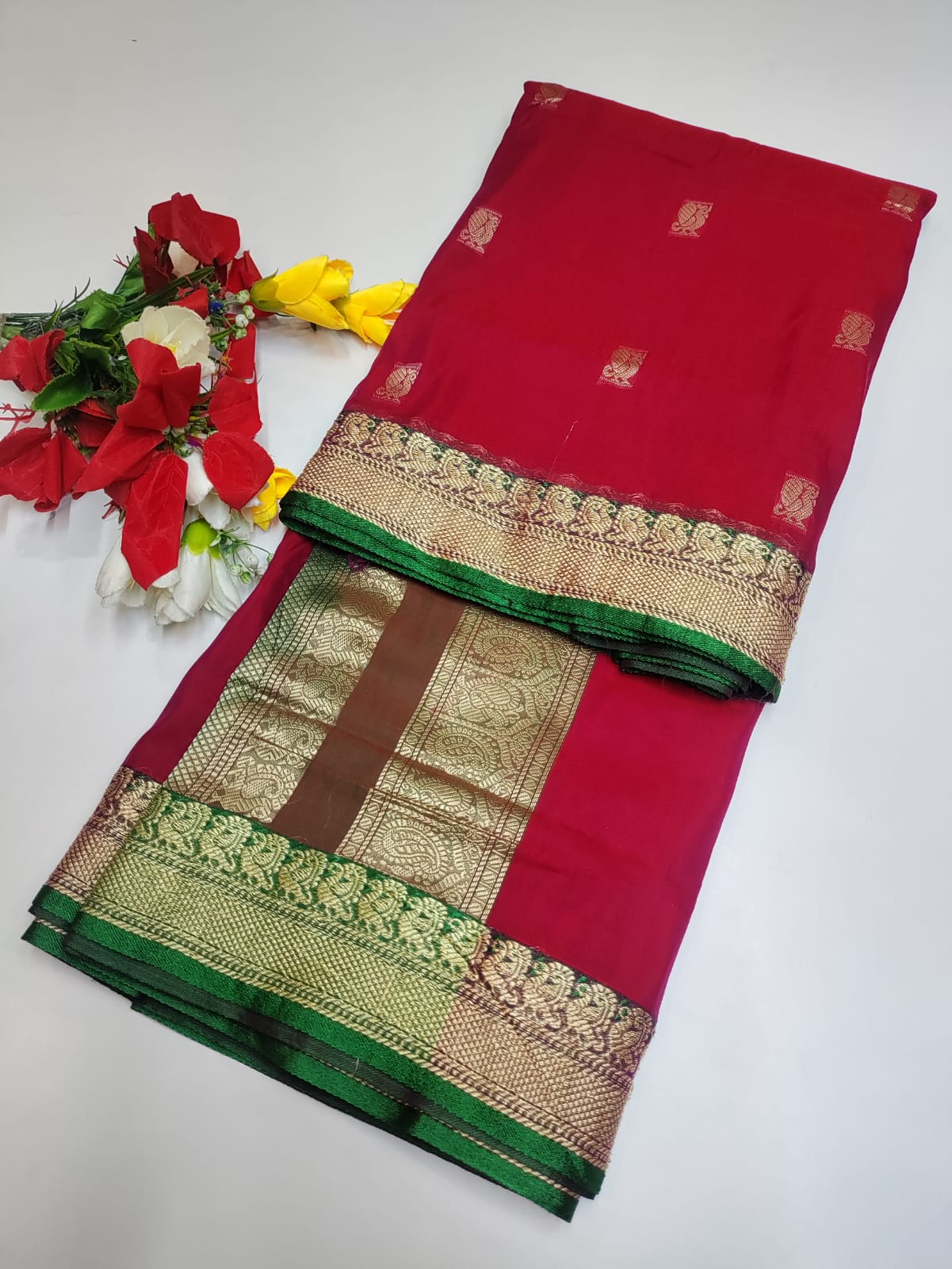 Venkattagiri Cotton VKG01 ( 9 meters)