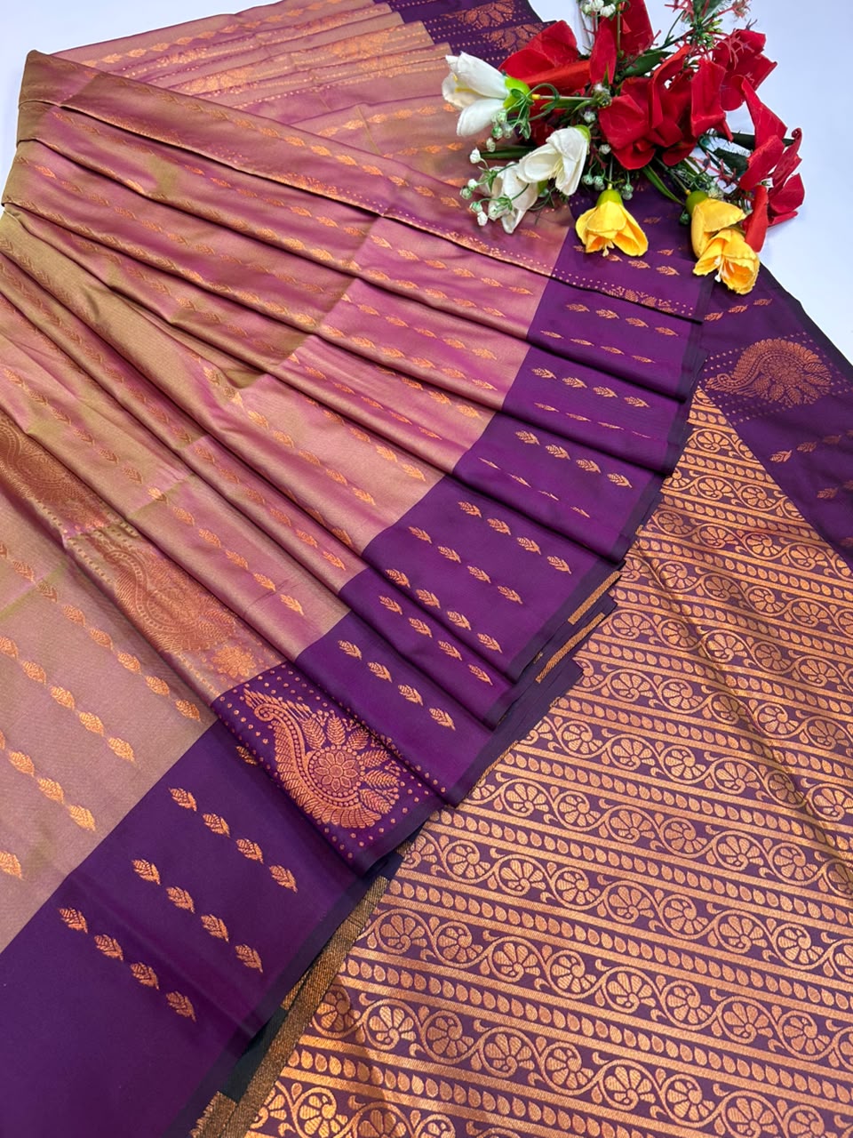 Saaral Soft Silk Sarees |Elegant Zari| SRA01