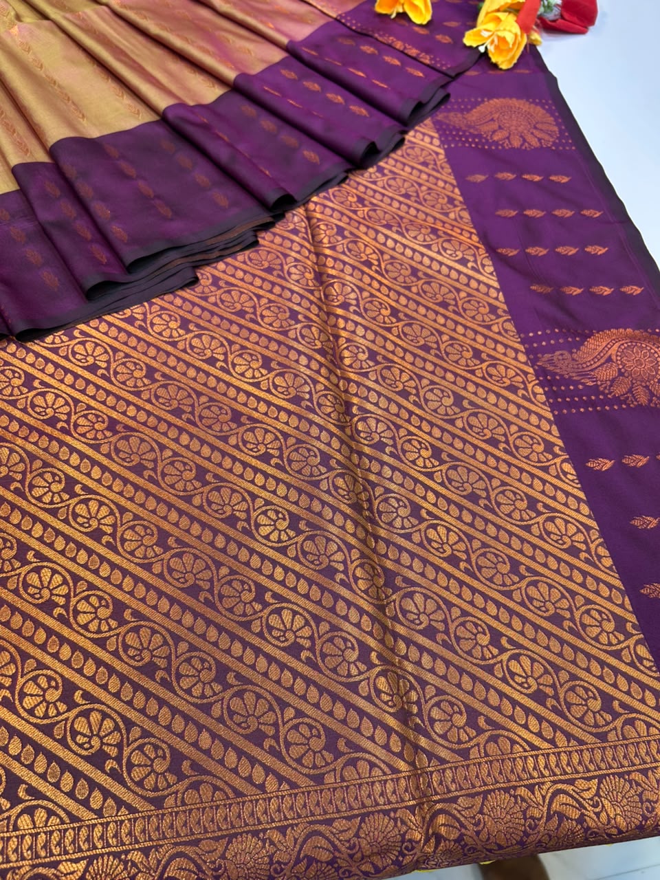 Saaral Soft Silk Sarees |Elegant Zari| SRA01