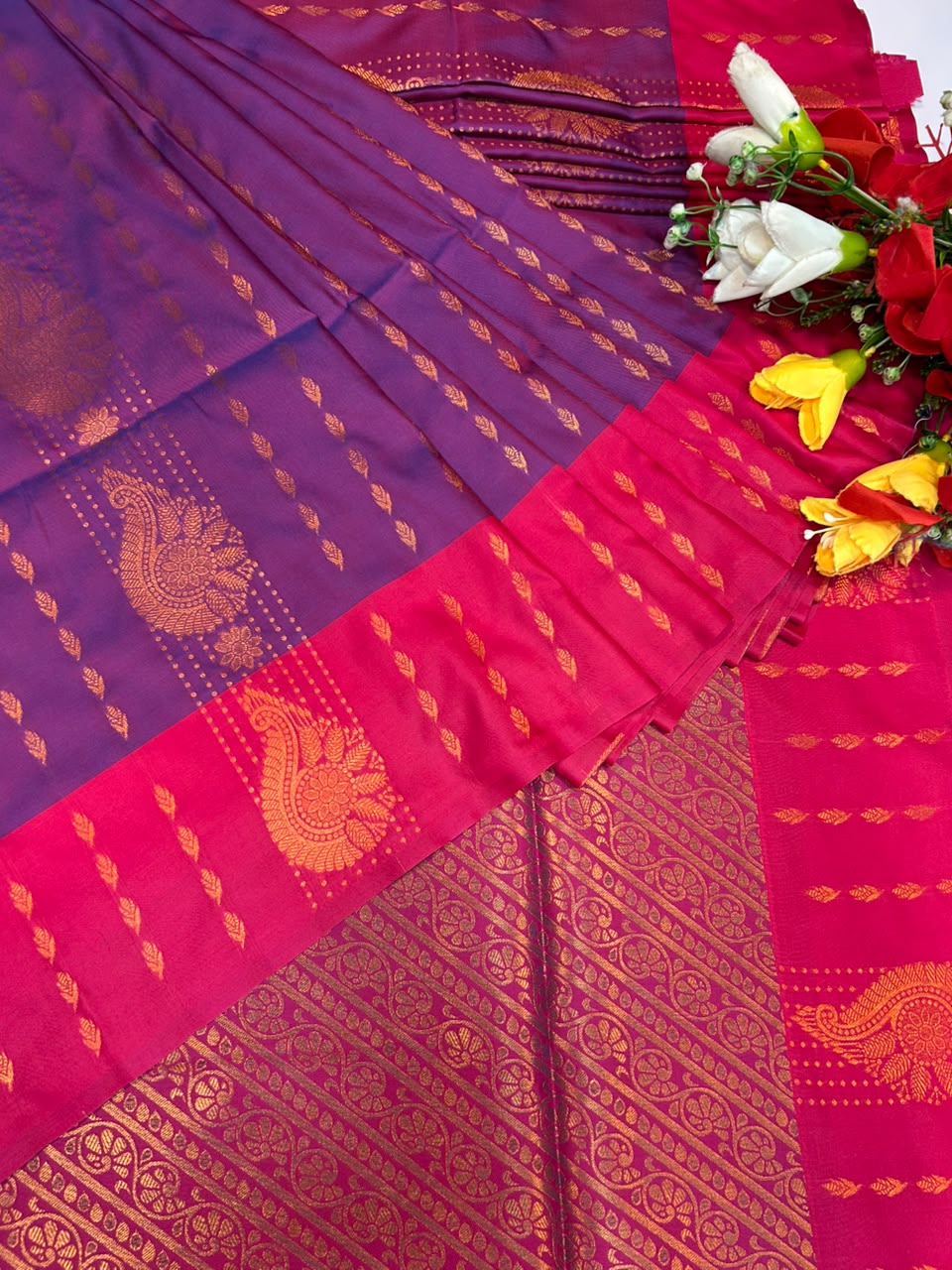 Saaral Soft Silk Sarees |Elegant Zari| SRA08