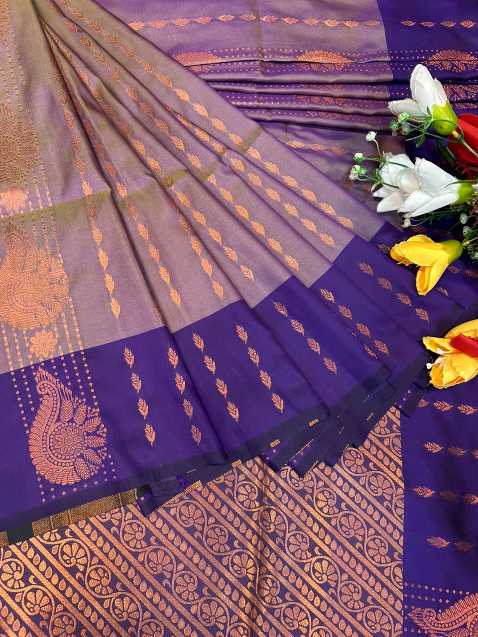 Saaral Soft Silk Sarees |Elegant Zari| SRA16