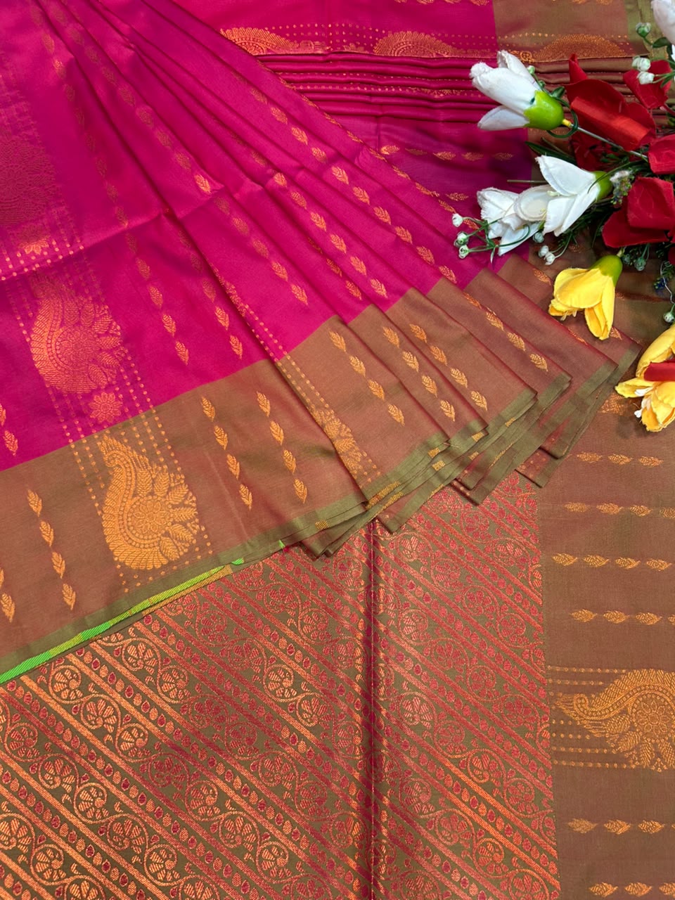 Saaral Soft Silk Sarees |Elegant Zari| SRA18