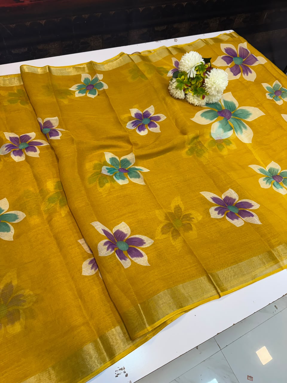 Club Linen Printed Saree in premium linen fabric for festive wear