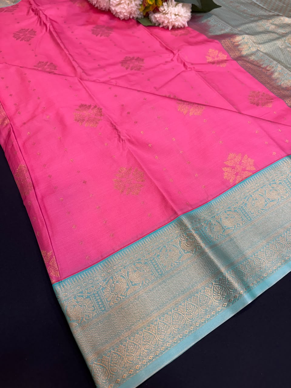 Vennila Semi Silk Saree | Zari Work | VNN18