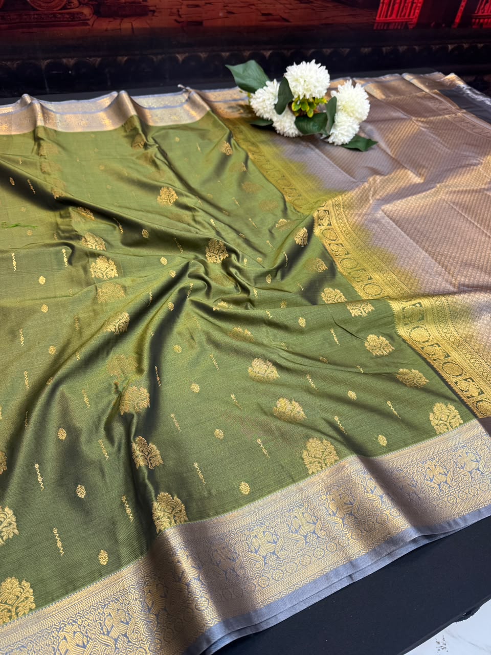 Offer Semi Silk | Zari Work | EEE01