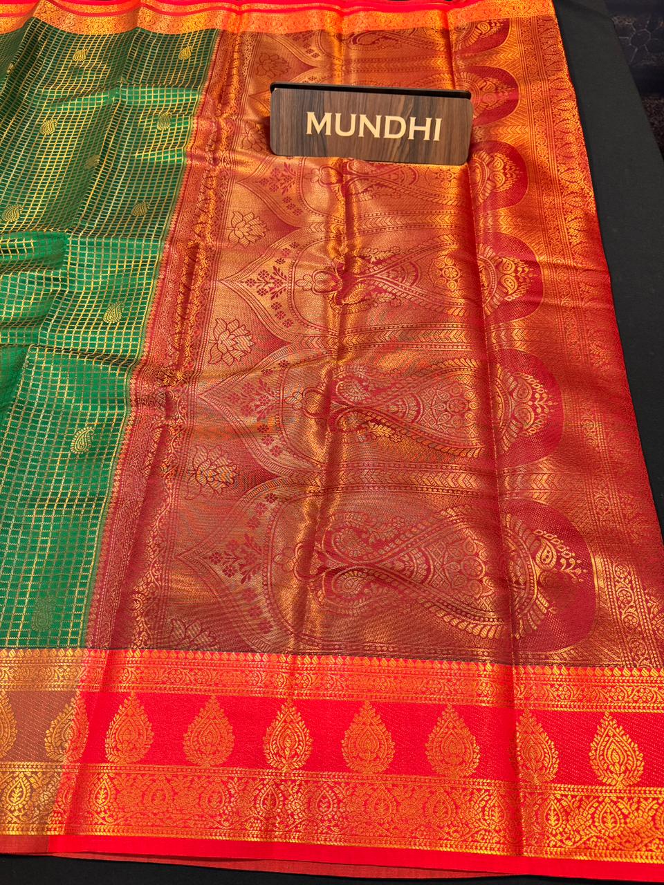 Mini Checked Vairaoosi Saree – Soft Silk Elegance| MK03
