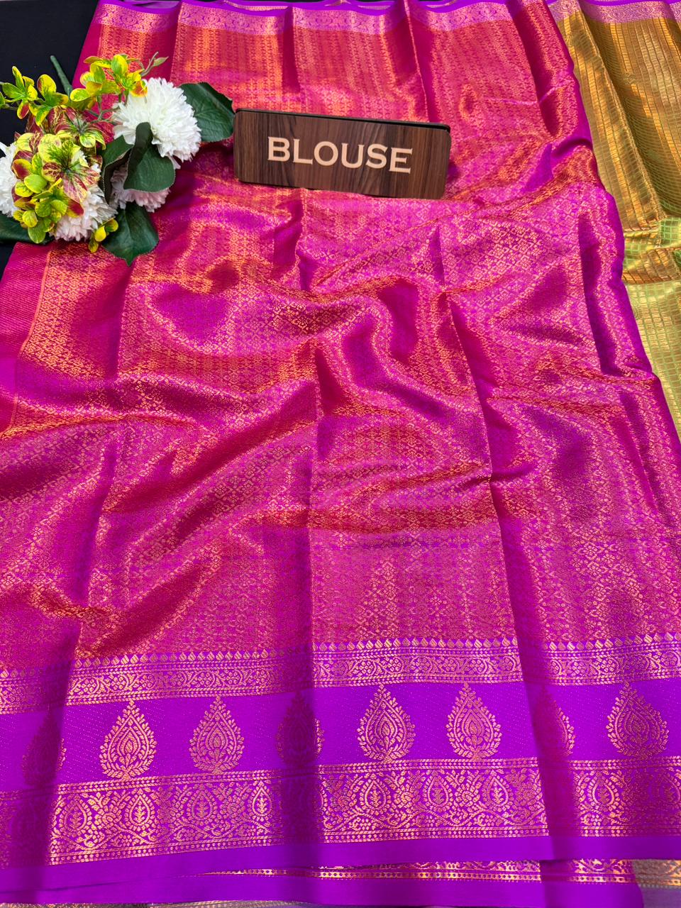 Mini Checked Vairaoosi Saree – Soft Silk Elegance| MK04