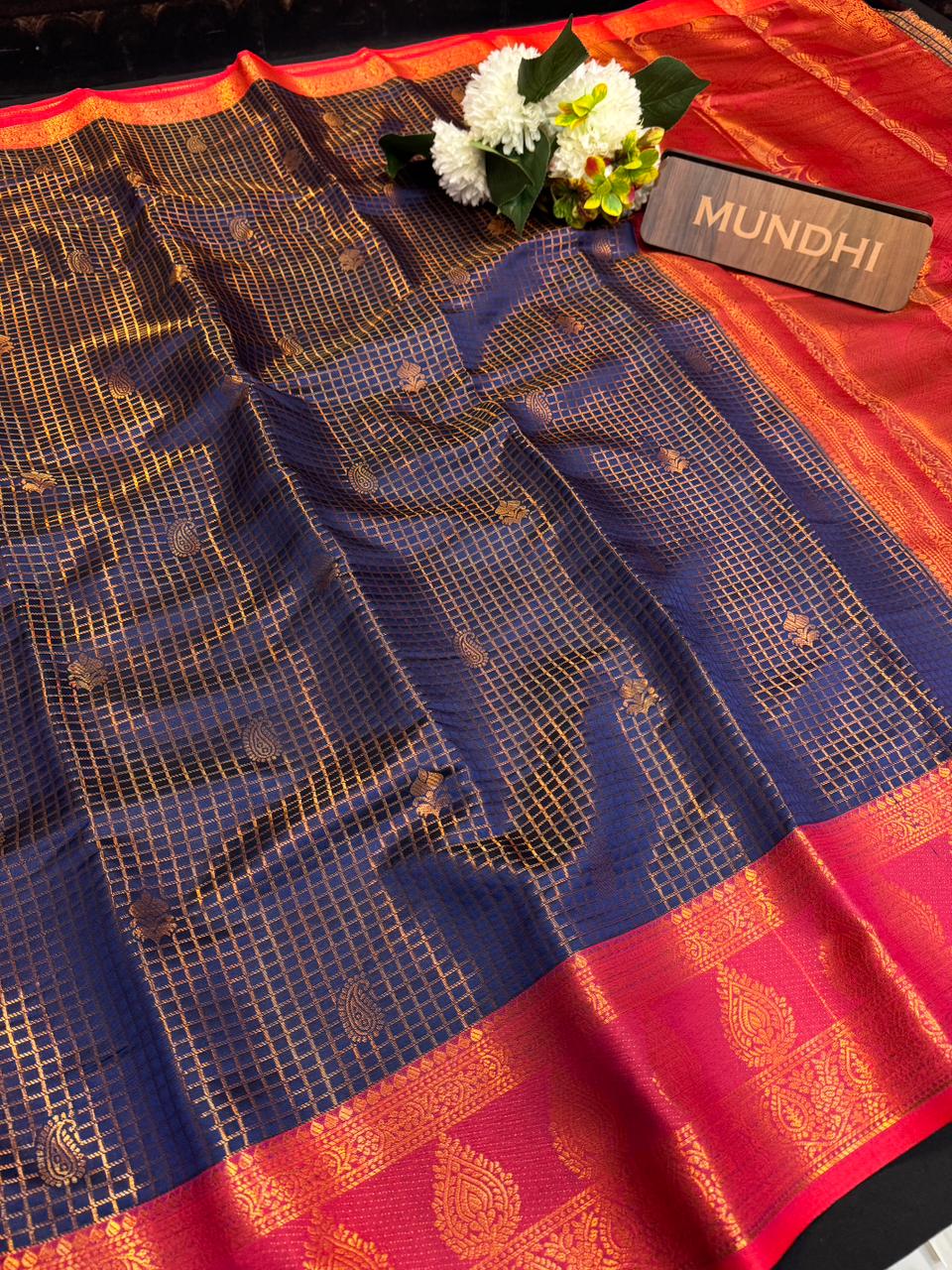 Mini Checked Vairaoosi Saree – Soft Silk Elegance| MK06