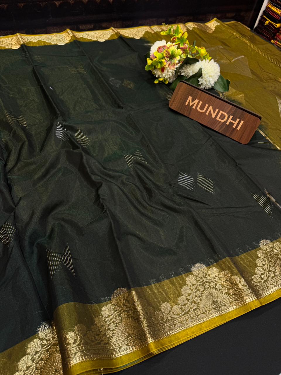 Mona Banarasi Raw Silk | Zari Work for Women | FV96