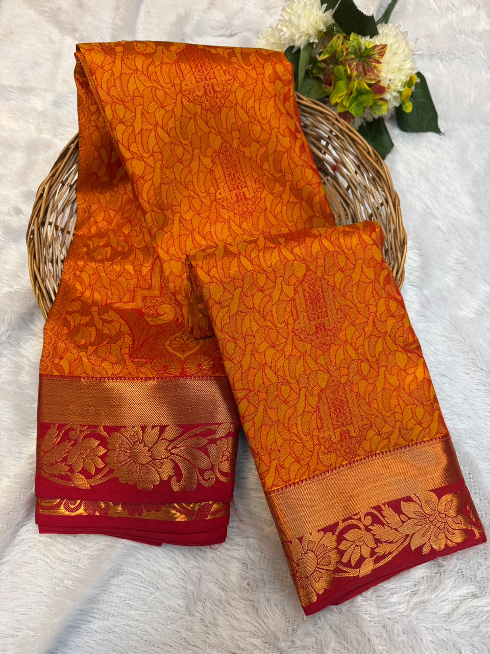 Offer Rapier Saree 400K Special with zari work