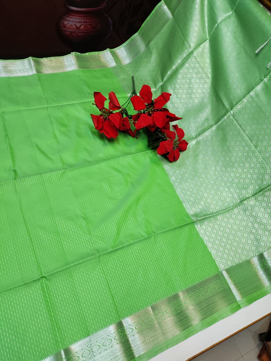 Offer Vairaoosi Saree OV05