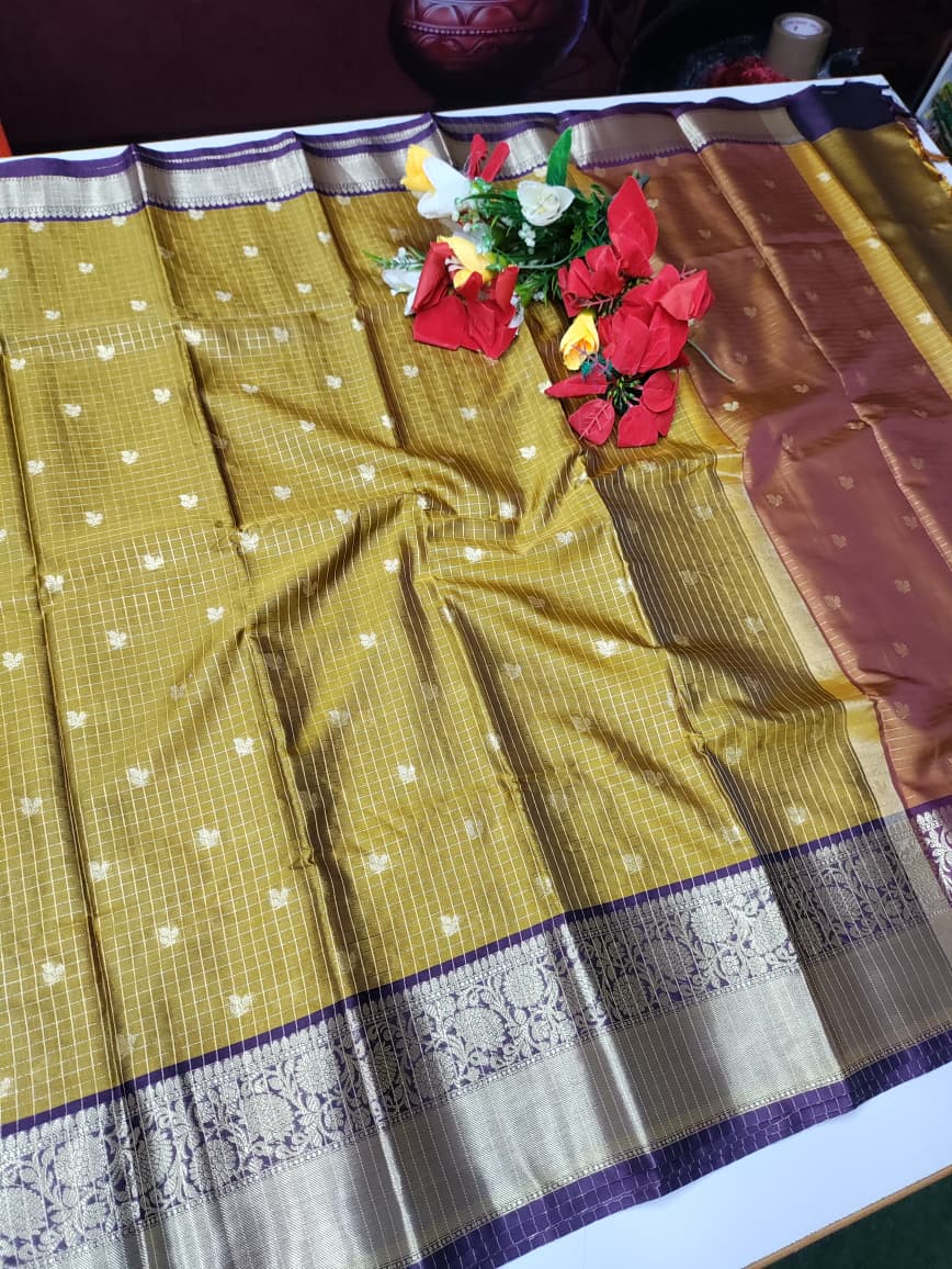 Rust Yellow Checked Saree RGG08
