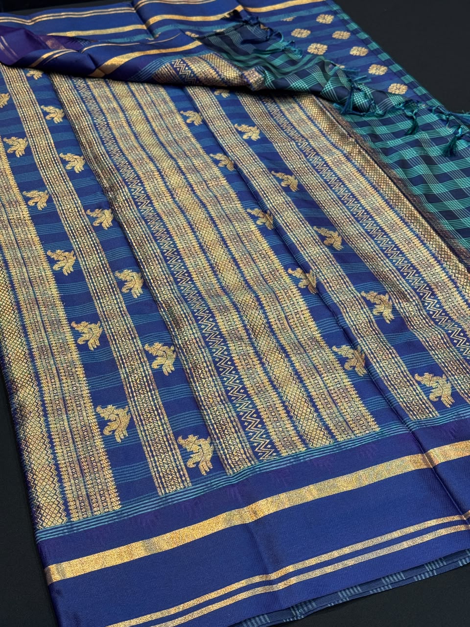 Varanasi Silk Saree with |Zari Work for Women| VC23