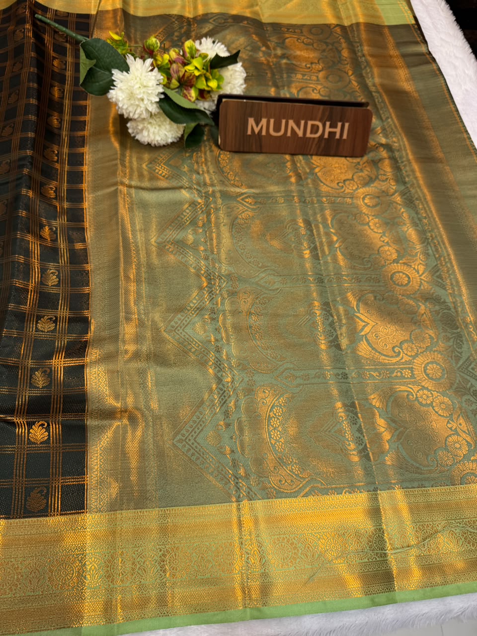 Shalini Checked Saree SHC14