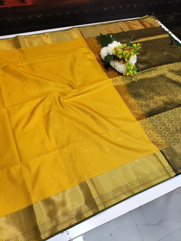 Artificial Naar Pattu Zari Saree with Contrast Blouse for Wedding Wear