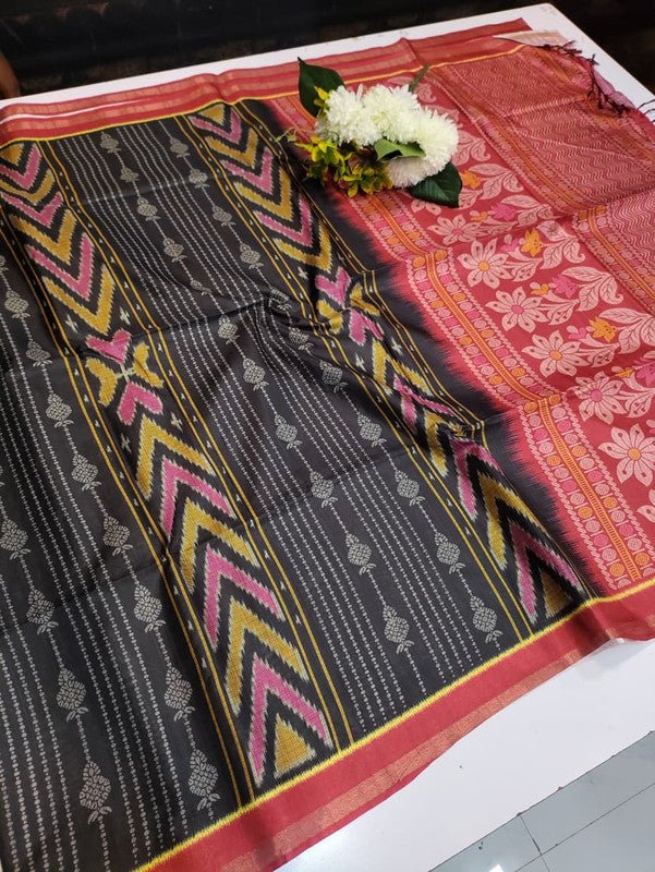 Ikkat Silk Saree with elegant zari work for wedding wear