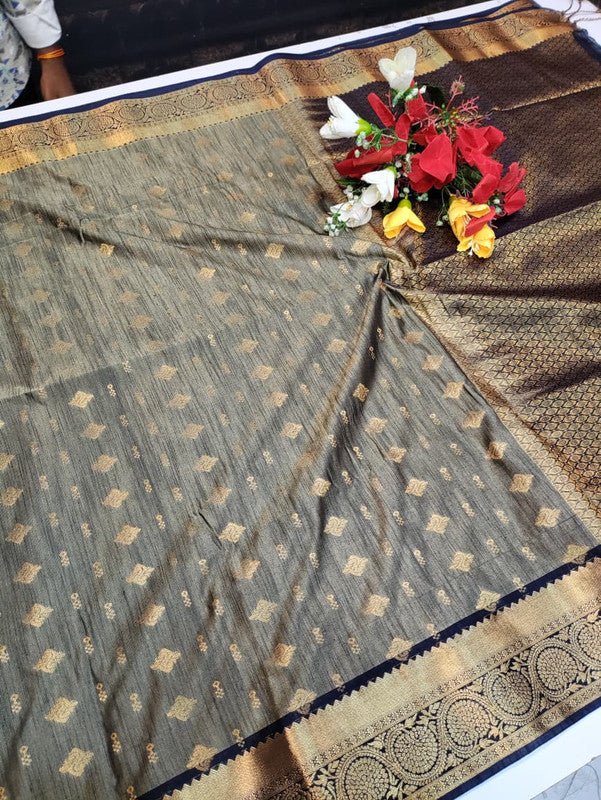 Offer Slub Silk Saree with elegant Zari work for wedding wear