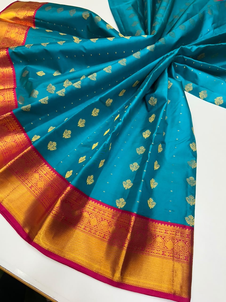Pure Pattu Silk E70 - Sri Sakthi Pugazh Tex - Pure Silk
