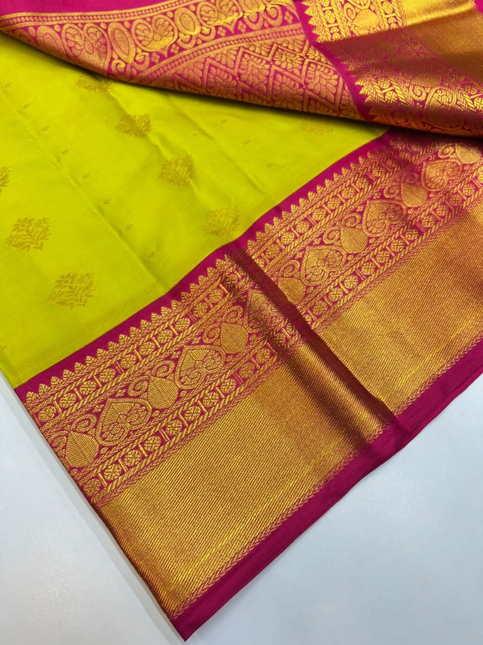 Pure Pattu Silk E71 - Sri Sakthi Pugazh Tex - Pure Silk