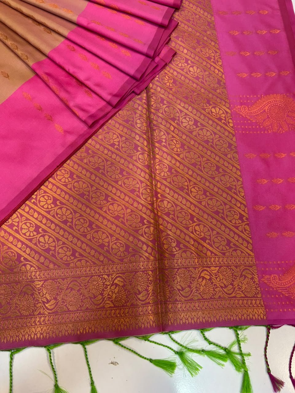 Saaral Soft Silk Sarees |Elegant Zari| SRA04 - Sri Sakthi Pugazh Tex SRA04 - Premium Soft Silk