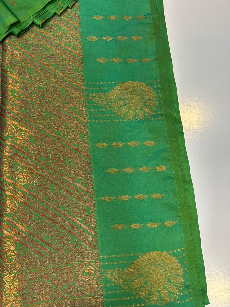 Saaral Soft Silk Sarees |Elegant Zari| SRA09 - Sri Sakthi Pugazh Tex SRA09 - Premium Soft Silk